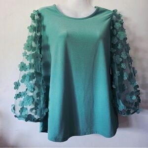 💛 Women's szM Teal Floral Appliqué Sleeve Top